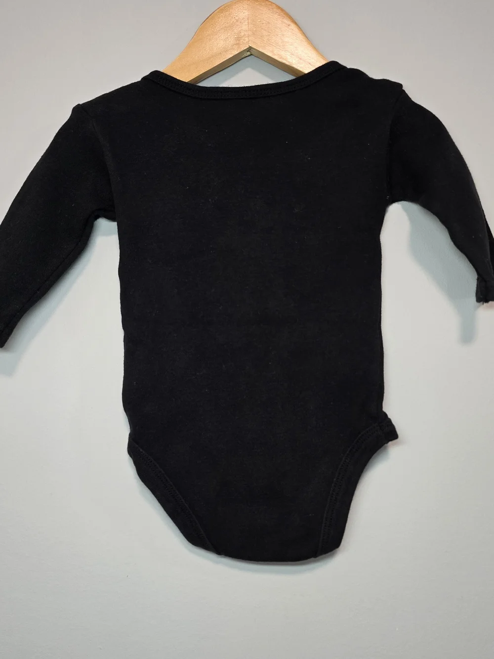 Gap Black Skeleton Print Long-Sleeve  Baby Body Suit Halloween Fall Style 6-9M
